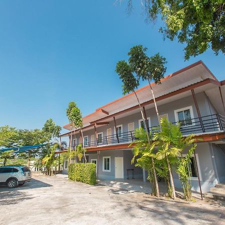 Krabi Ava Hill Hotel Exterior foto