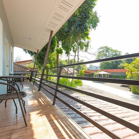 Krabi Ava Hill Hotel Exterior foto