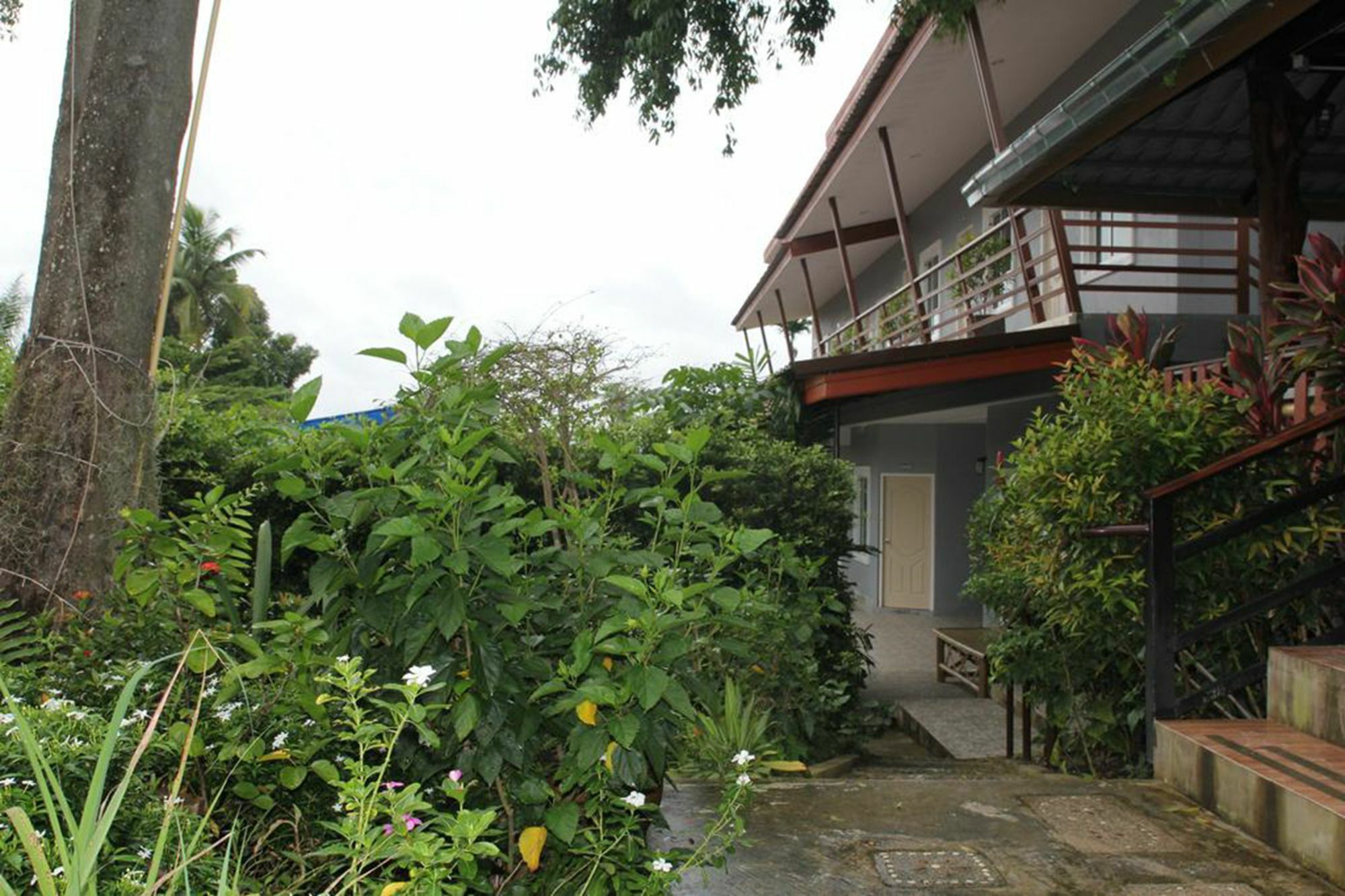 Krabi Ava Hill Hotel Exterior foto