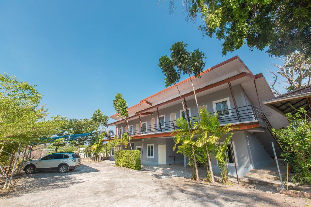 Krabi Ava Hill Hotel Exterior foto
